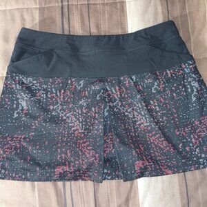 Skinny sports skirt.